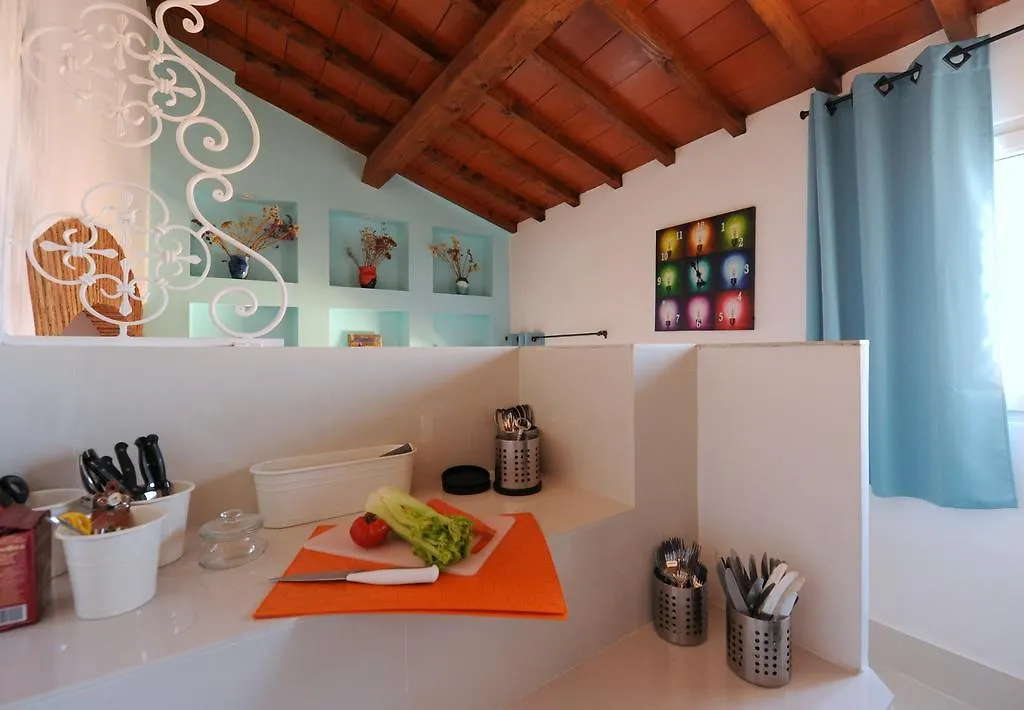 Acacia Firenze - Ciclamino Apartment 0*, Florence Italy